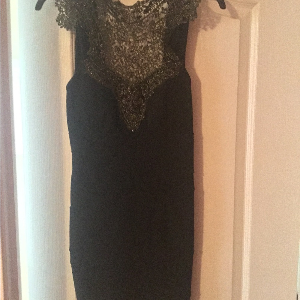 Chic and retro dress